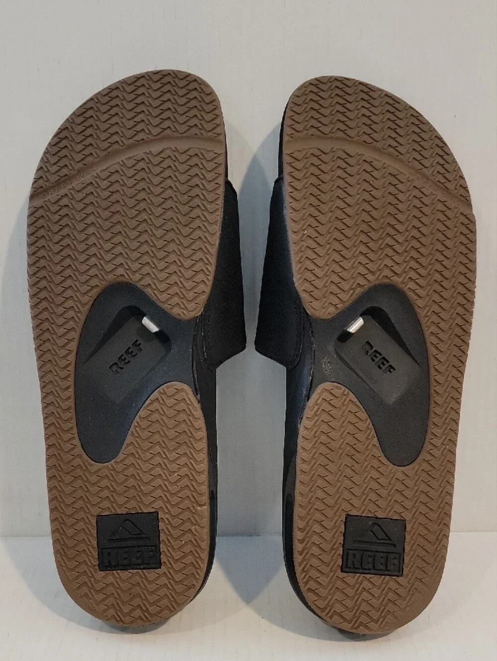 Reef Fanning Men's Black Slide Sandals with Bottle Opener ( sz 14)